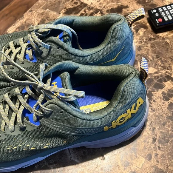 Hoka 🤩 - Picture 2 of 4